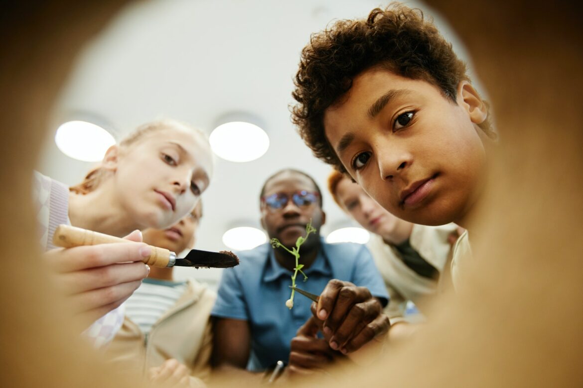 kids-in-school-fisheye.jpg