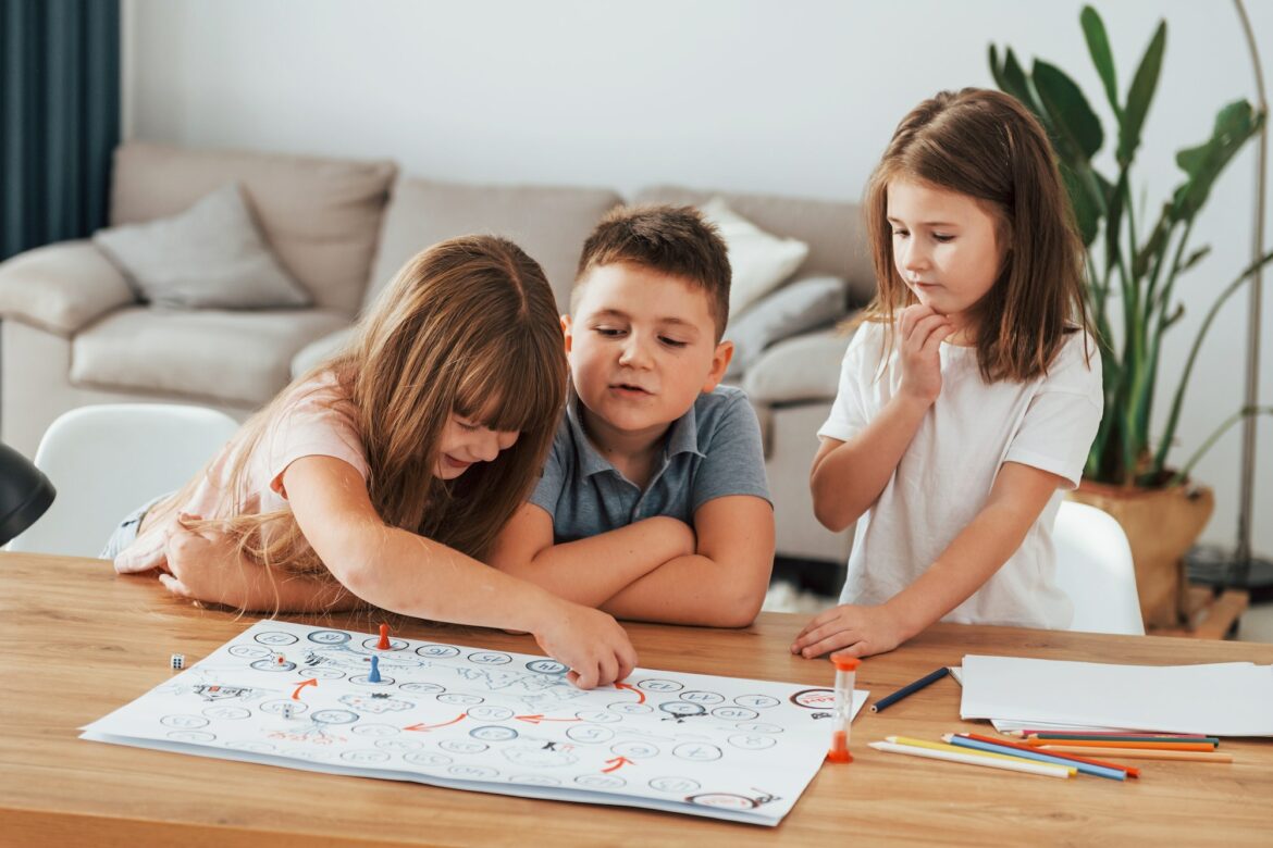 step-by-step-game-kids-having-fun-in-the-domestic-room-at-daytime-together.jpg